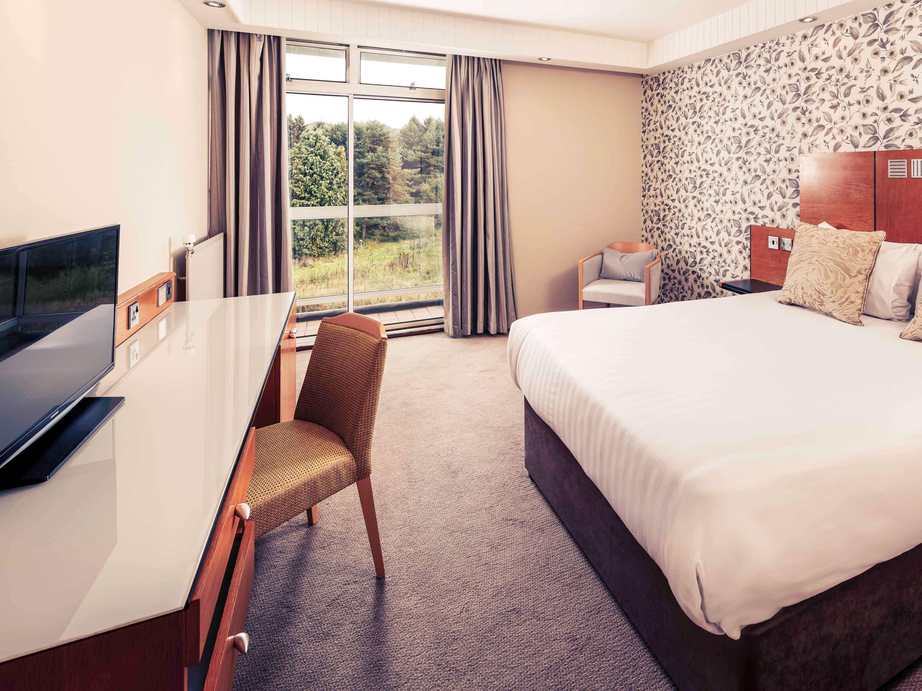 Mercure Leeds Parkway Hotel Exterior foto