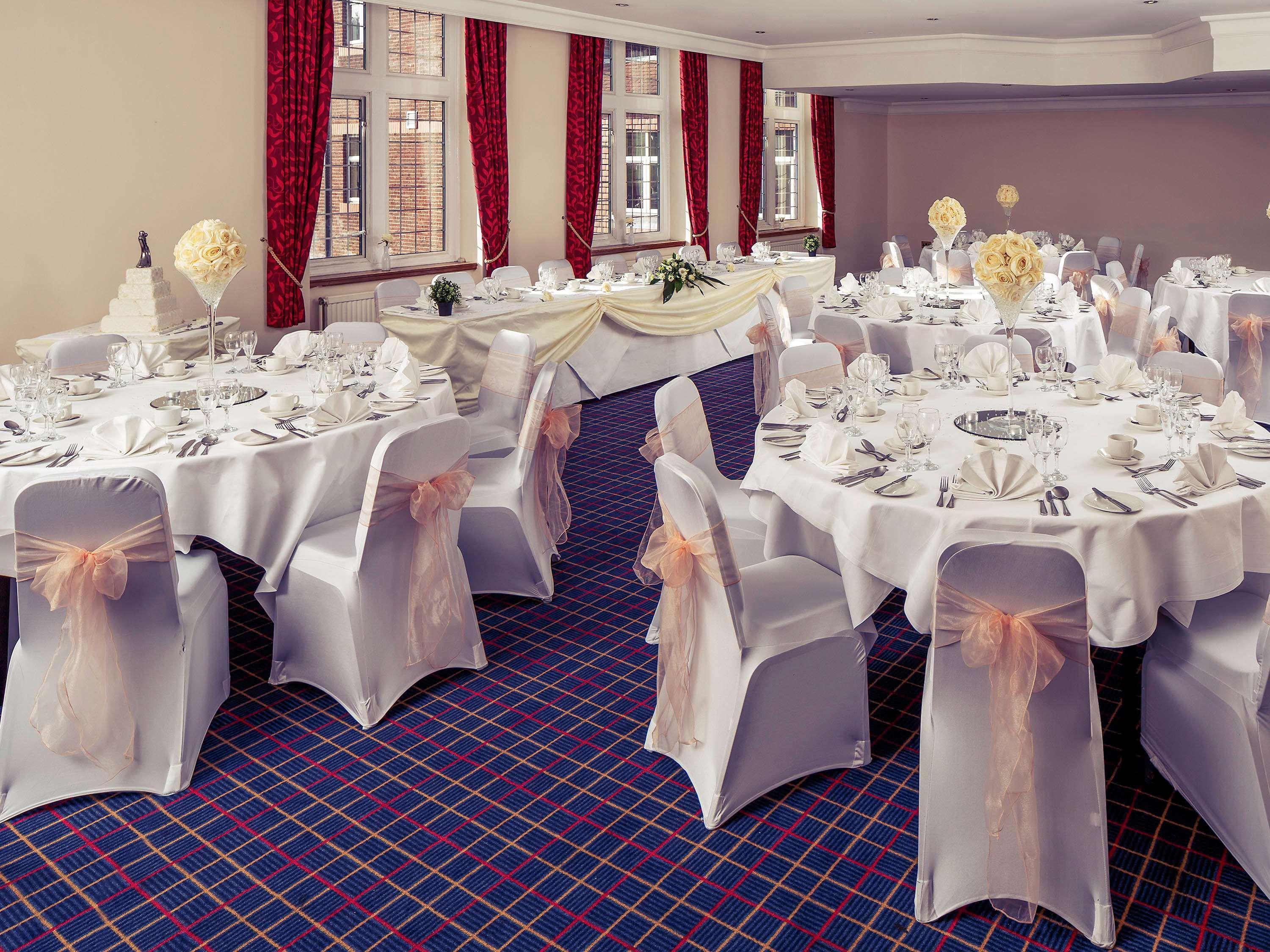 Mercure Leeds Parkway Hotel Exterior foto