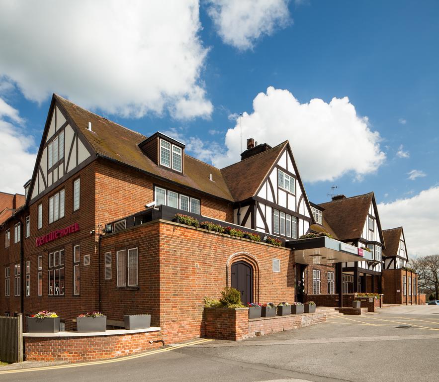 Mercure Leeds Parkway Hotel Exterior foto